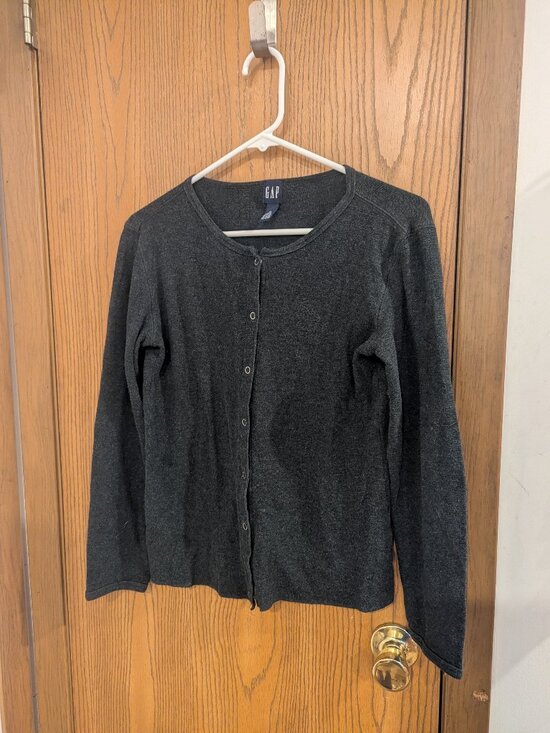 Gap Snap Down Women's Cardigan Heather Gray Size Medium - Picture 1 of 4